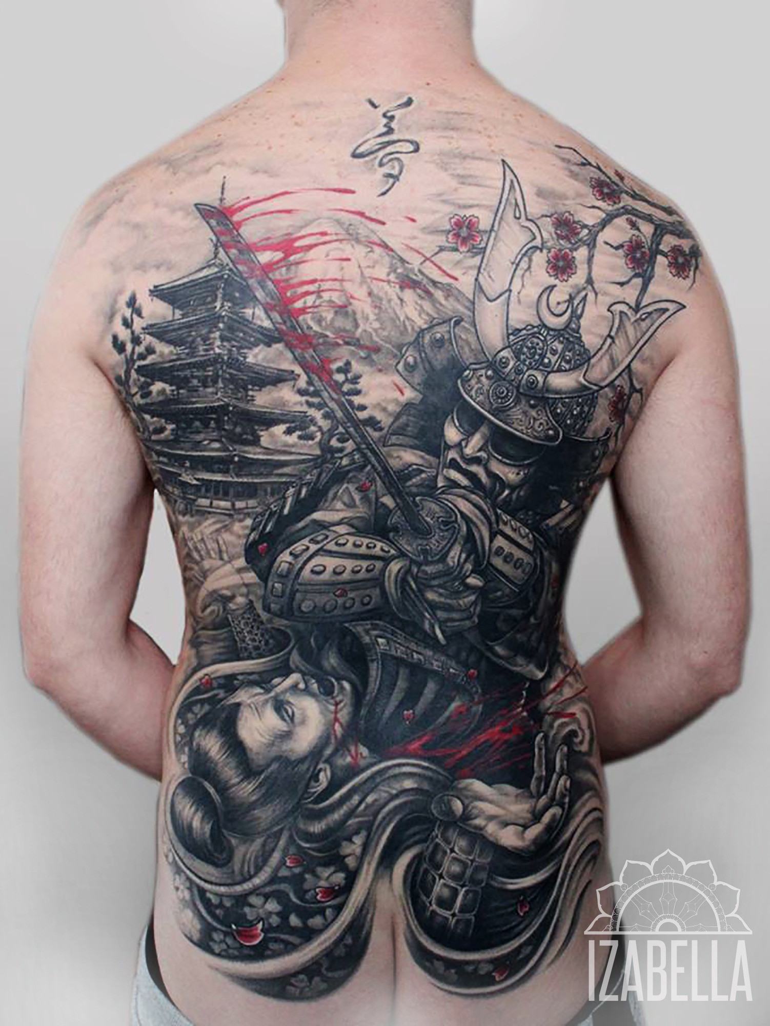 Tatuaż czarny Samuraj japoński